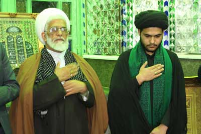 مراسم عزاداری شهادت امام موسی کاظم(ع) مراسم عزاداری شهادت موسی کاظم با حضور امام جمعه محترم نطنز حجه الاسلام والمسلمین حاج آقا امینی در امامزاده رقیه بانو(_س) برکزارشد.
